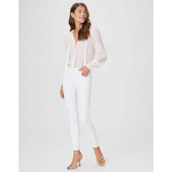 PAIGE Denim - NWT | PAIGE | Jeans Women's size 30 | Mid-Rise | Verdugo | Crisp White | Holiday